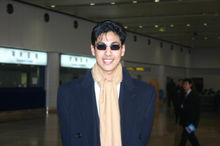 2005-1-28上午，乔丹车队车手李思翰抵京