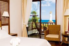 礼佛豪华海景大床房 礼佛豪华海景大床房