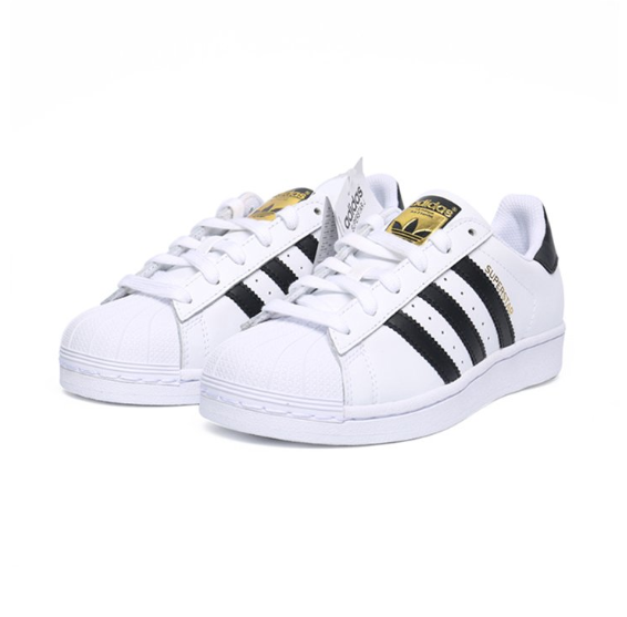 阿迪达斯 superstar 金标贝壳头板鞋